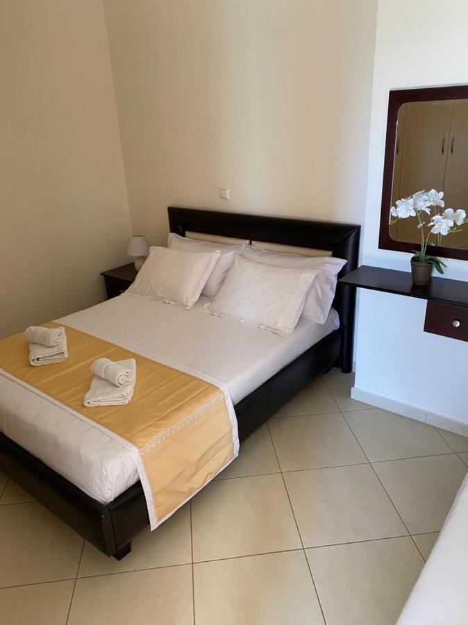 Paradiso Apartments Саранде Екстериор снимка