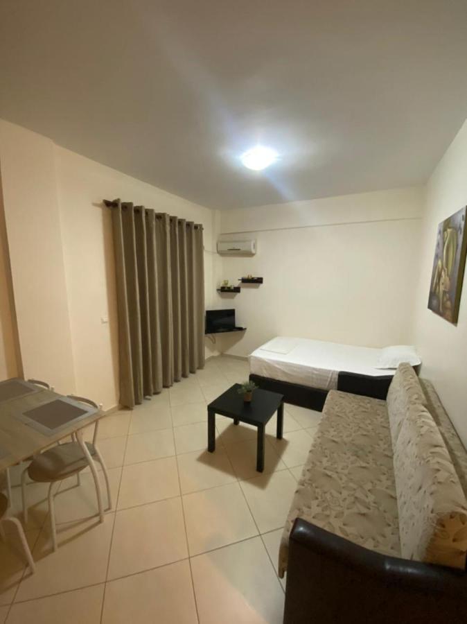 Paradiso Apartments Саранде Екстериор снимка
