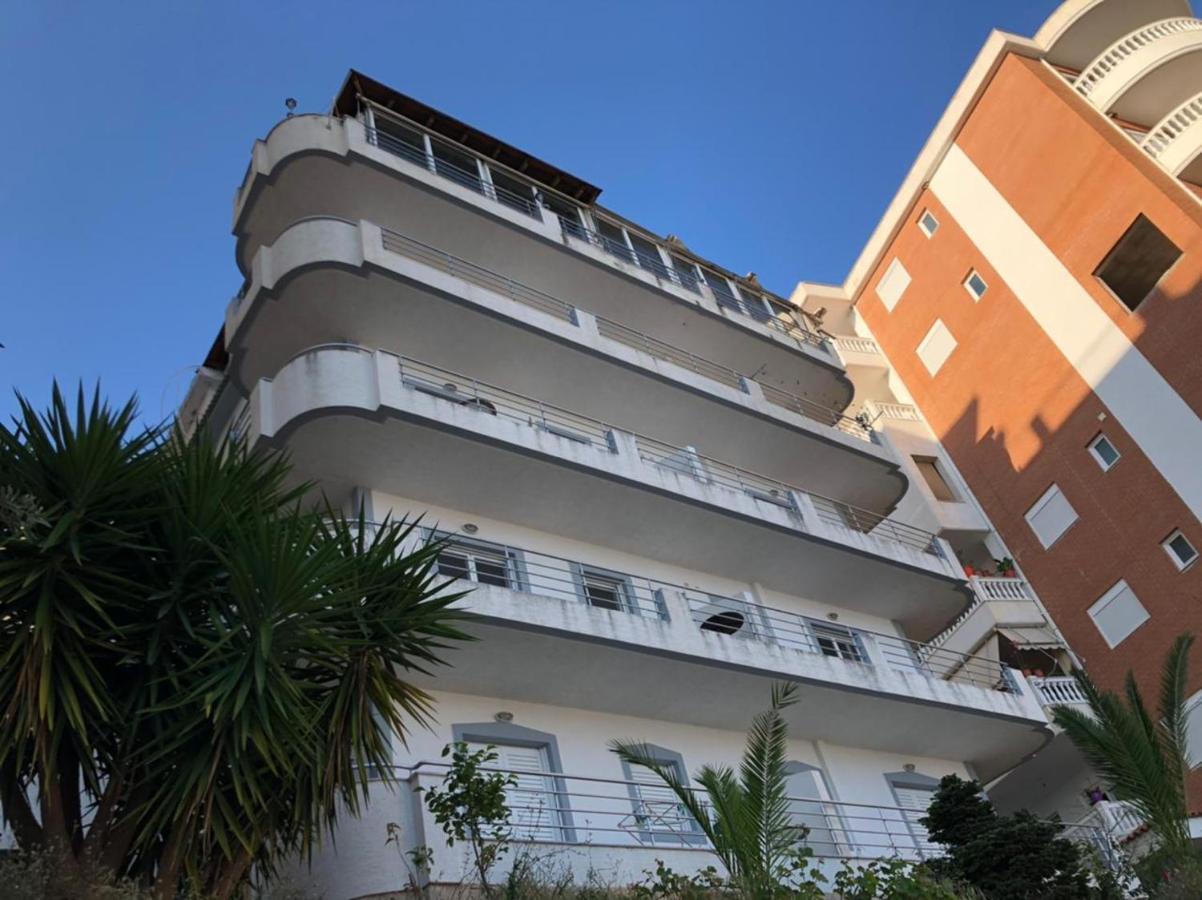 Paradiso Apartments Саранде Екстериор снимка