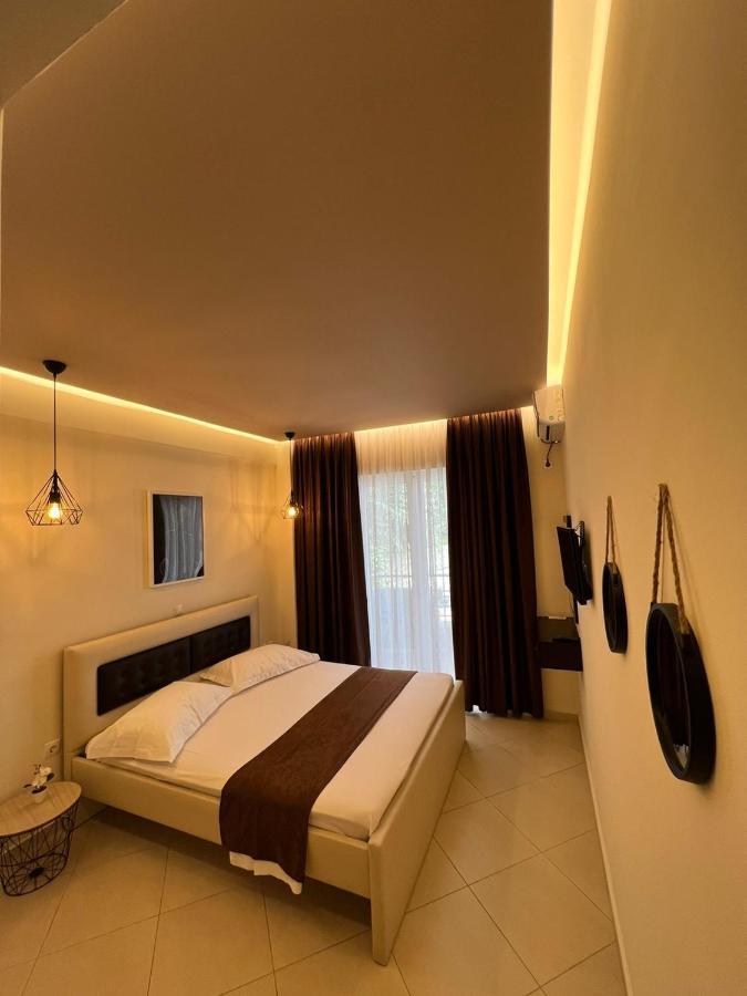 Paradiso Apartments Саранде Екстериор снимка