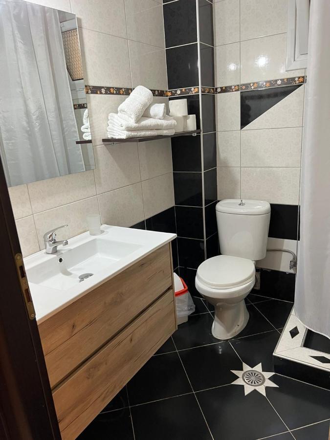 Paradiso Apartments Саранде Екстериор снимка