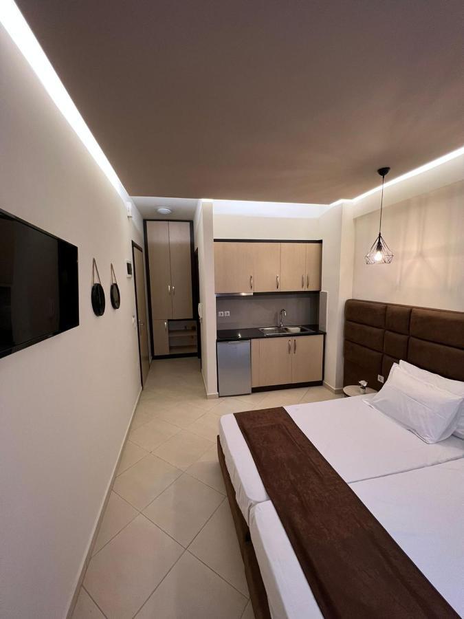 Paradiso Apartments Саранде Екстериор снимка