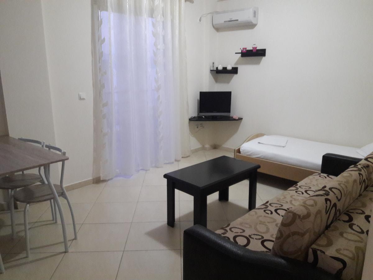 Paradiso Apartments Саранде Екстериор снимка
